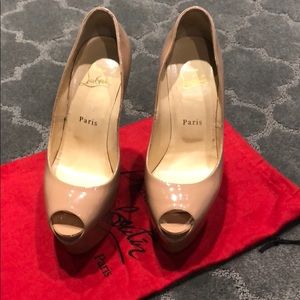 HIGHNESS Louboutin nude heel.  RARE! Size 37.
